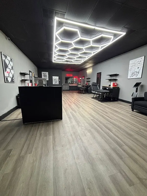 Royal Nine Tattoo — Tattoo and piercing shop in Dallas